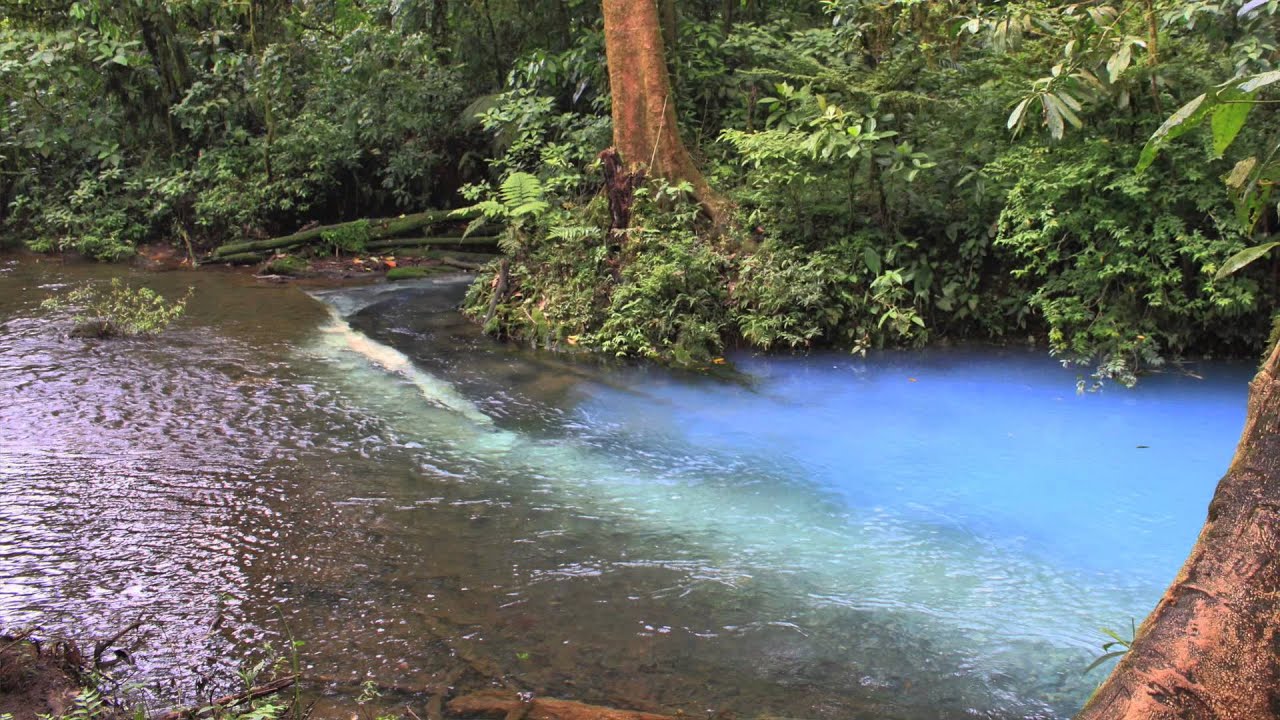 Costa Rica Travel Advice - Rio Celeste