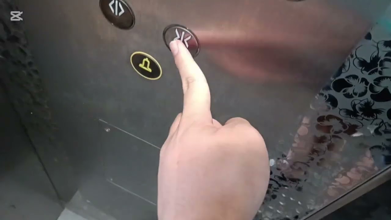 Mitsubishi Elevators at Blk 548 Serangoon North Ave 3