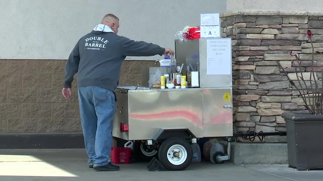 First licensed street vendor open for business in North Las Vegas