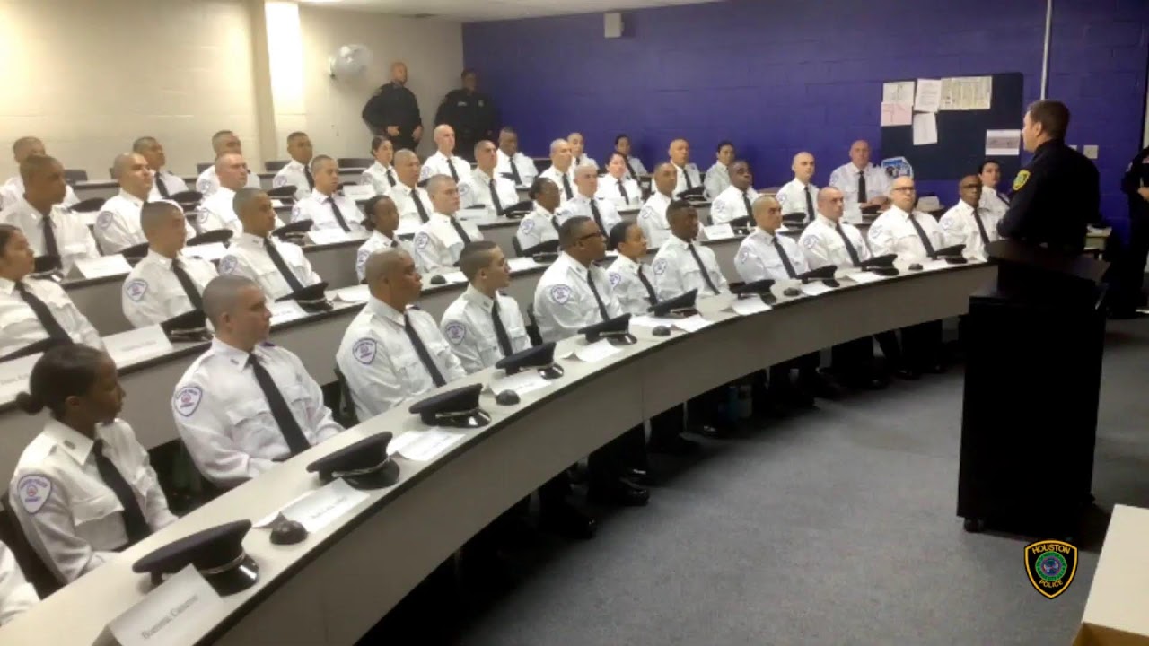 Acting Chief Satterwhite Addresses Cadet Class 266 I Houston Police
