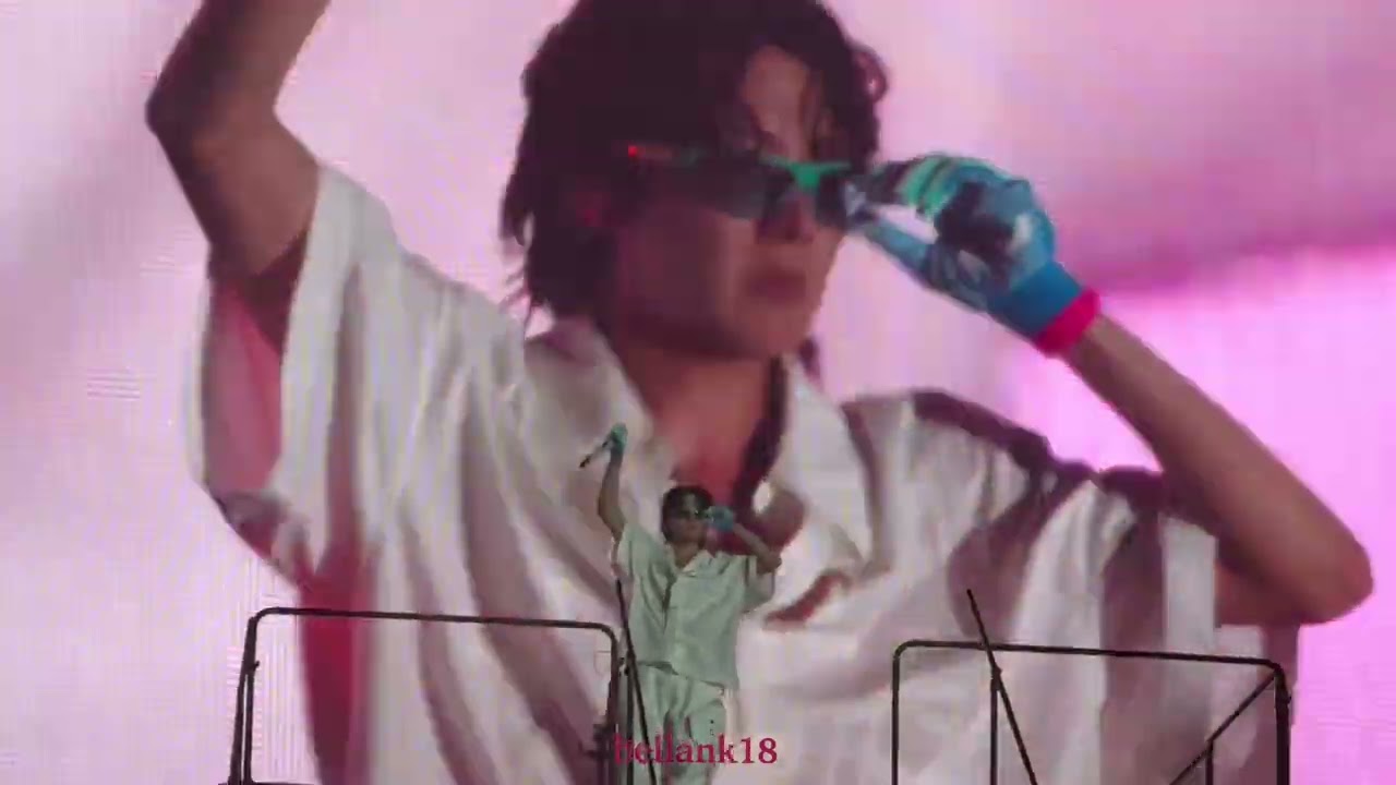 Fancam 220731 J-HOPE (Hope World, Just Dance) Lollapalooza 2022 Chicago