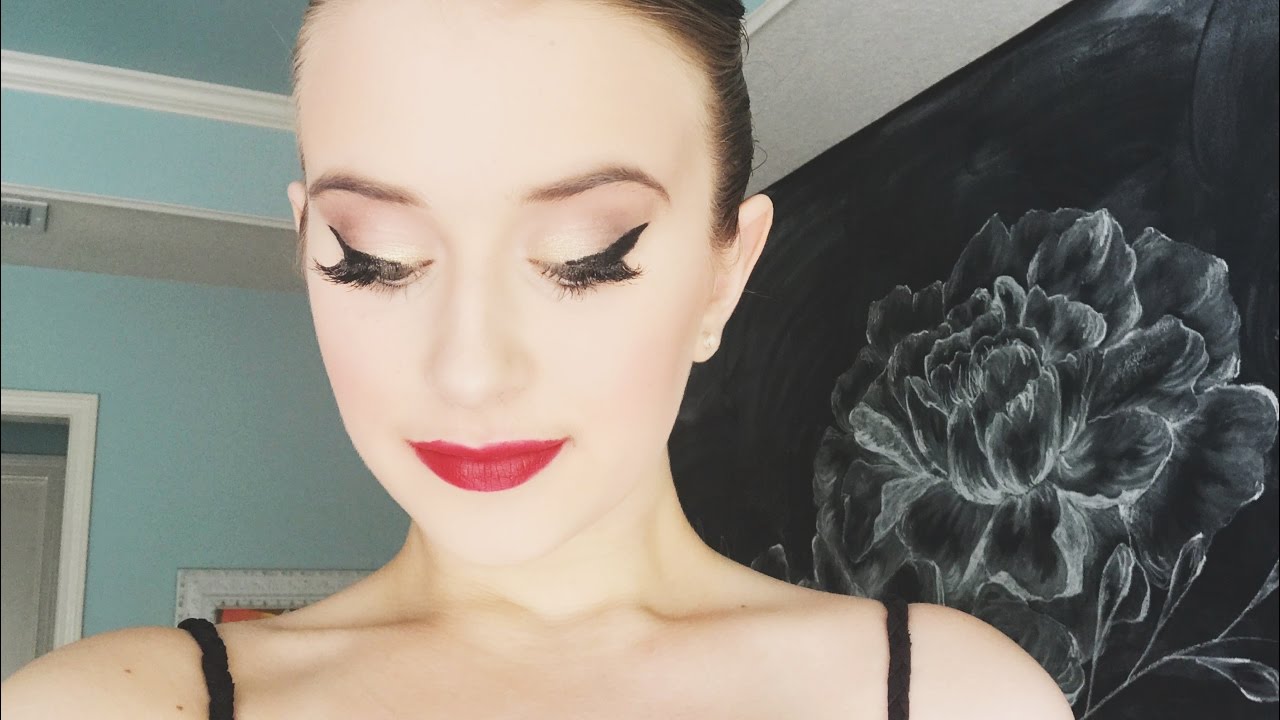 Updated Stage Makeup Routine 2017! | Audrey Ann