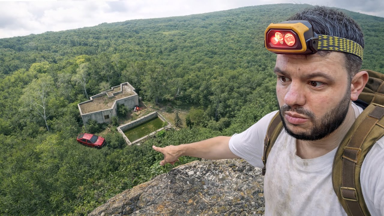 La maison BUNKER ABANDONNÉE D’UN SÉNATEUR FRANÇAIS...