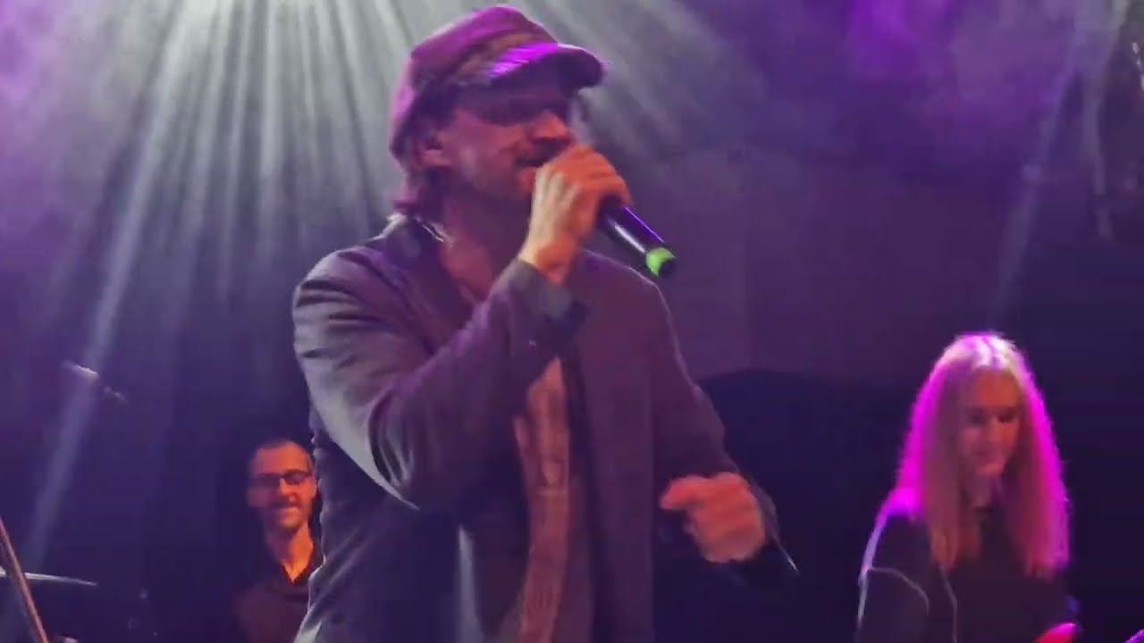 Balage Band ft. Dan B&aacute;rta & Eva Bure&scaron;ov&aacute; - One (U2 Cover) - Lucerna Praha 2024