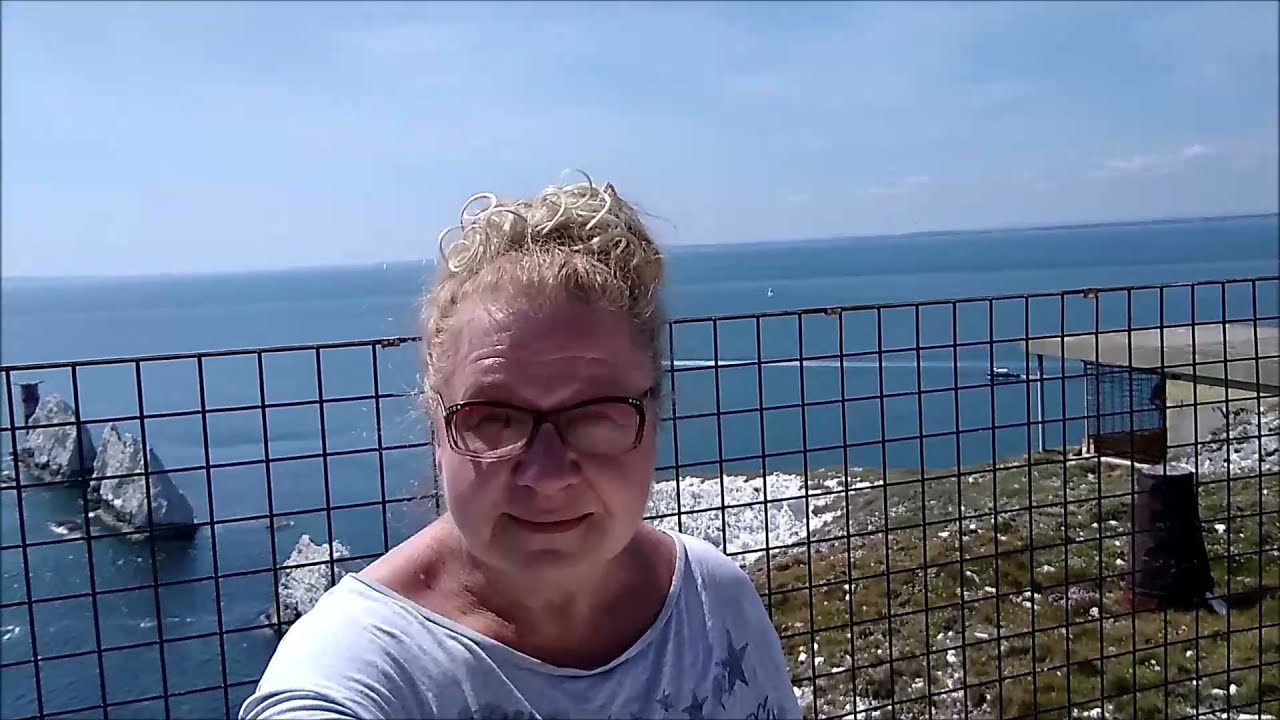 NEEDLES. ЗАПАДНЫЙ МЫС ОСТРОВА УАЙТ