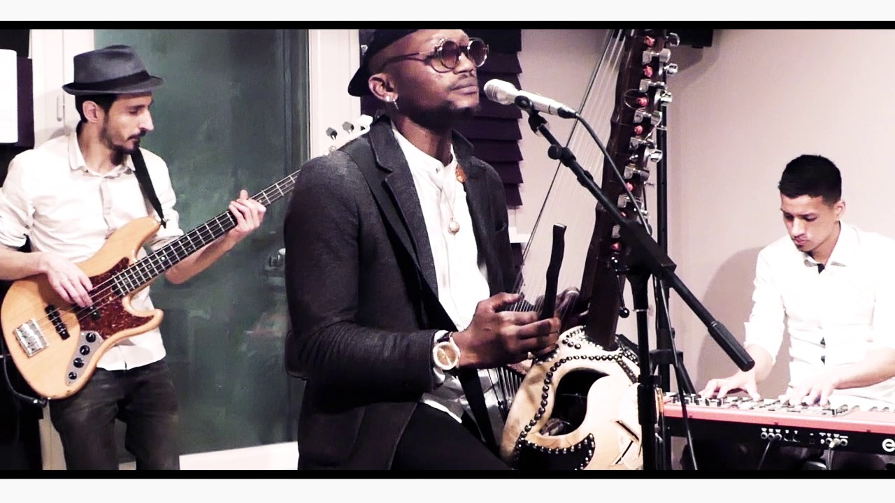 Ousmane Kouyaté Universal Kora Groove / Nanfoulé live