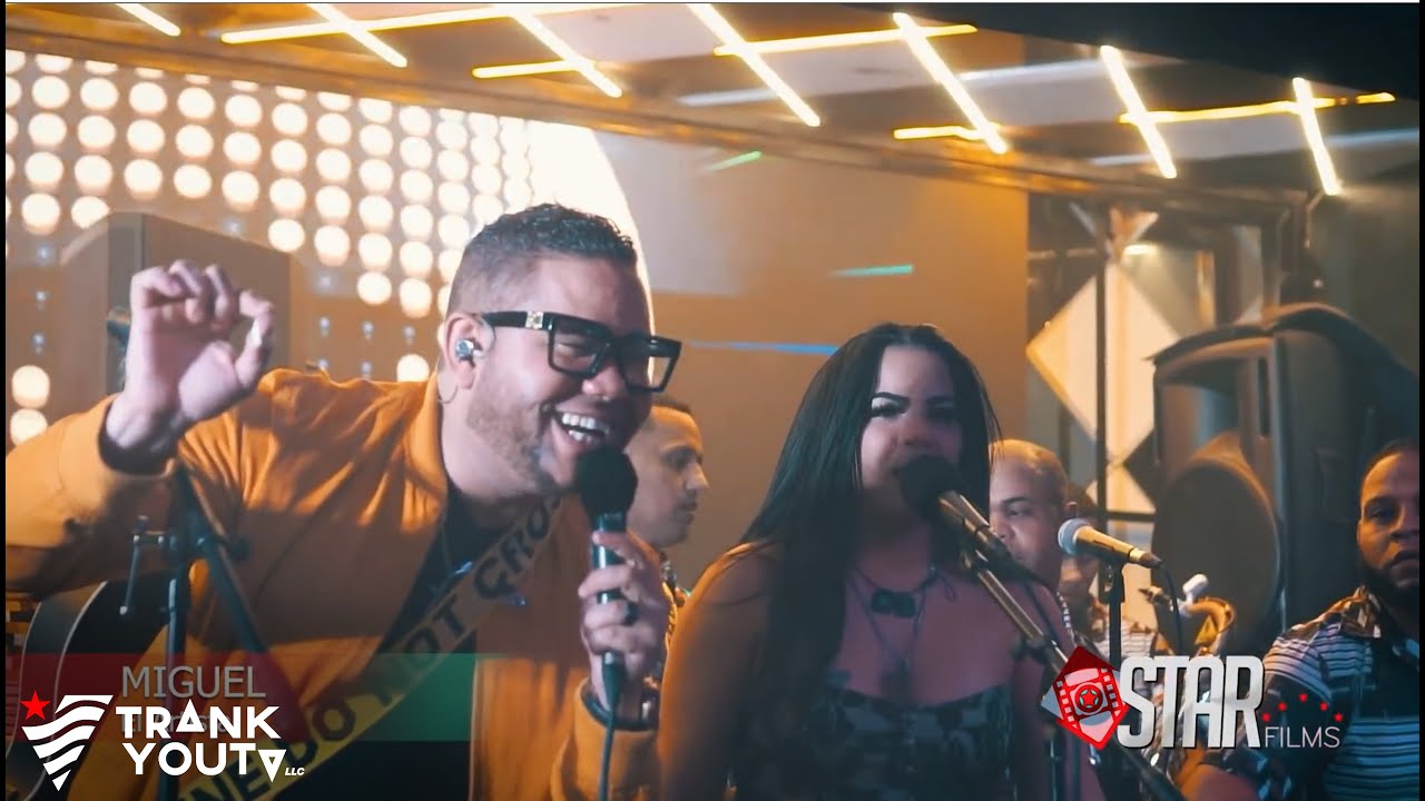 Miguel El Artista - Historia del Taxi (En Vivo desde Lovera)