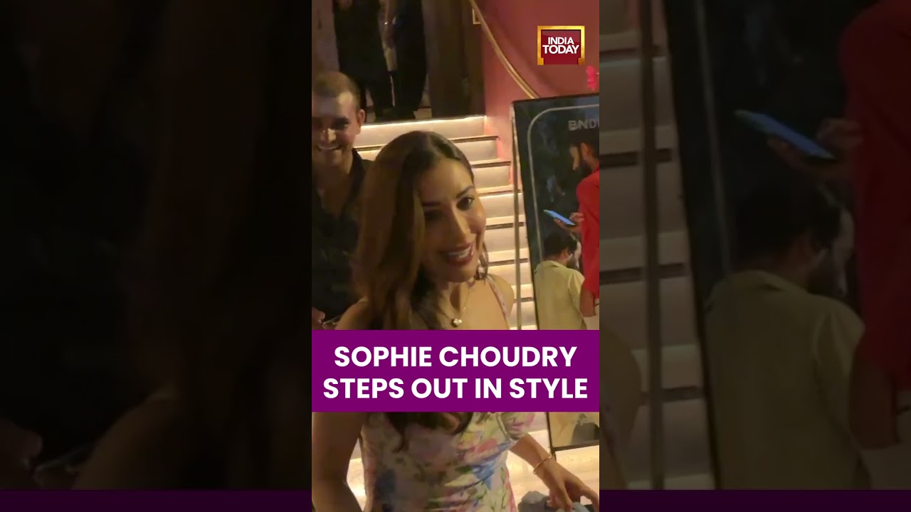 Actor Sophie Choudry Spotted | Bollywood News | Entertainment | Celebs Spotted
