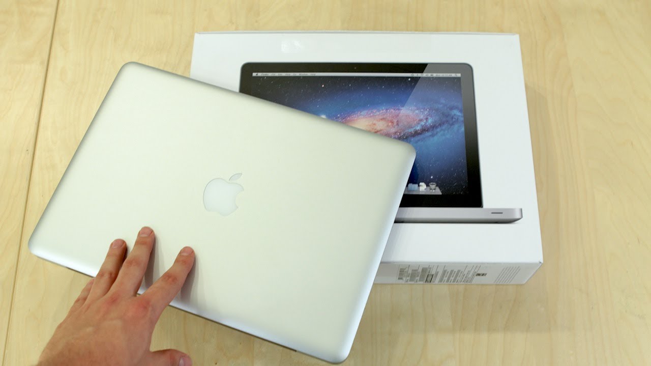 Распаковка и обзор нового MacBook Pro 13 дюймов 2012 года!