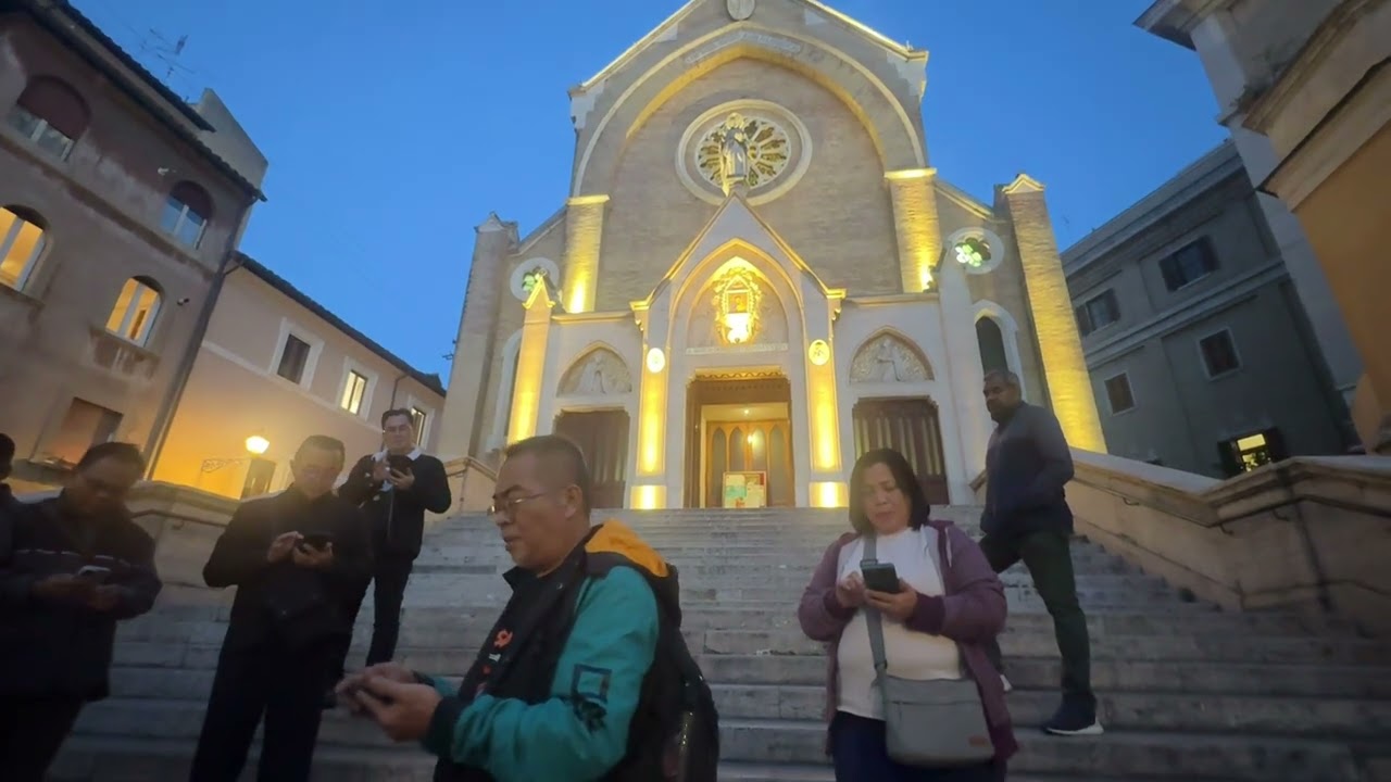 Pilgrims pengandal ari Batu Niah ke Vatican City, Rome - part 1