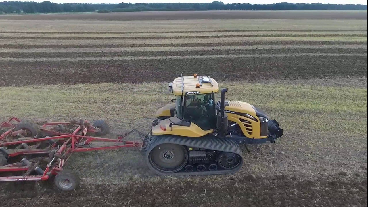 Cat MT 775 E mit Horschgrubber