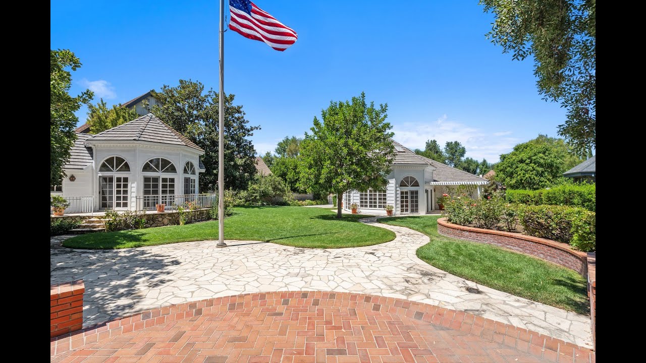 4751 Westchester Drive Woodland Hills, CA |
