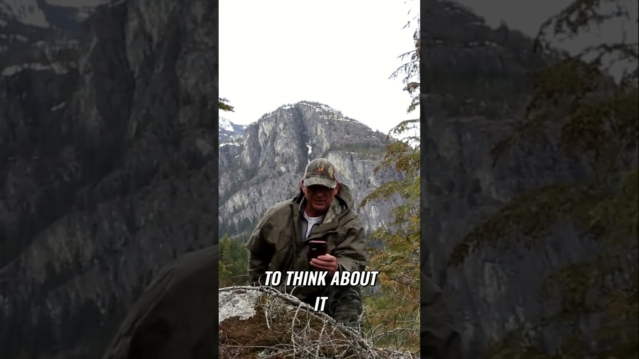 Terrifying Growl in Alaska: Skiff Escape!