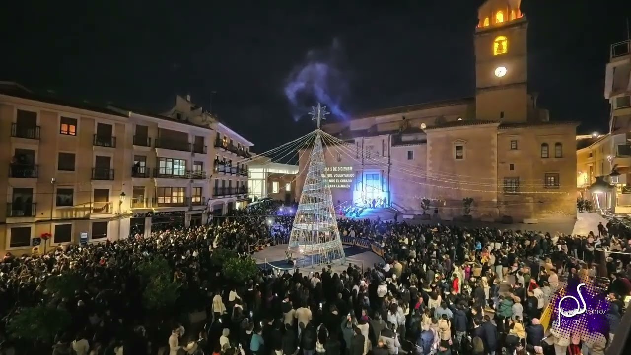 Encendido de las luces navideñas de la ciudad de Hellín 2025