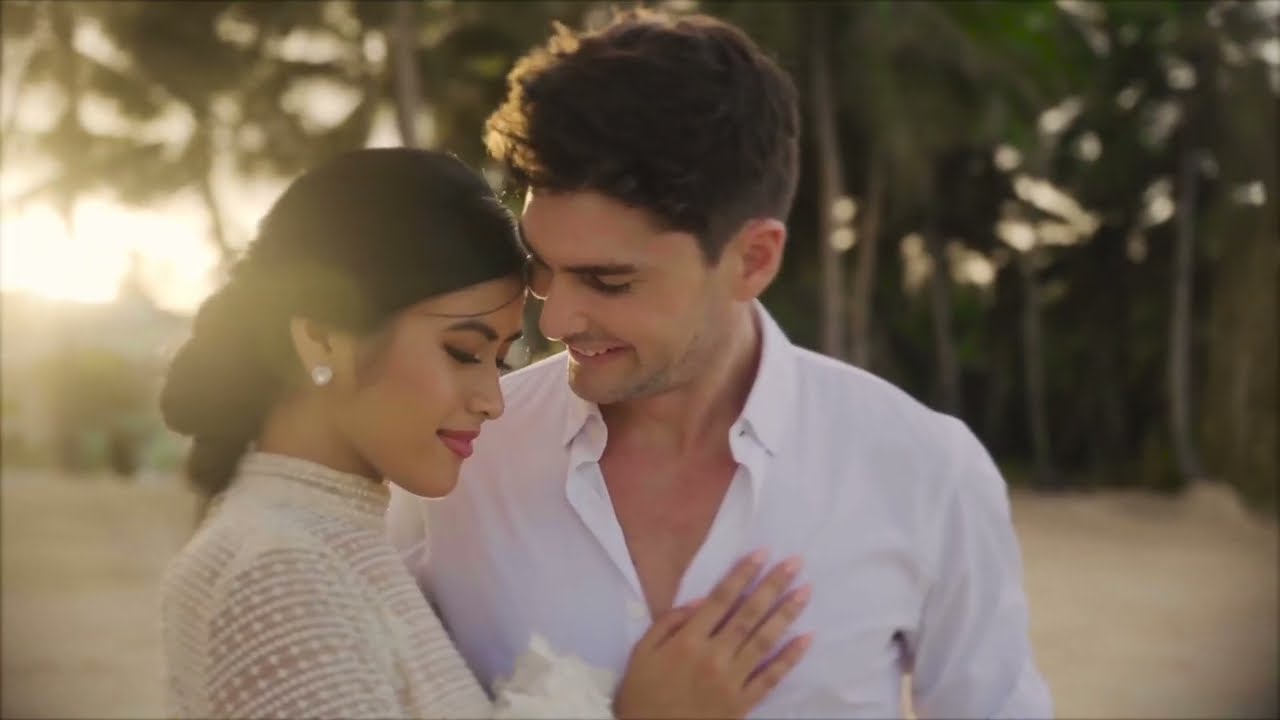 New Wave of Romance at Aqua Boracay