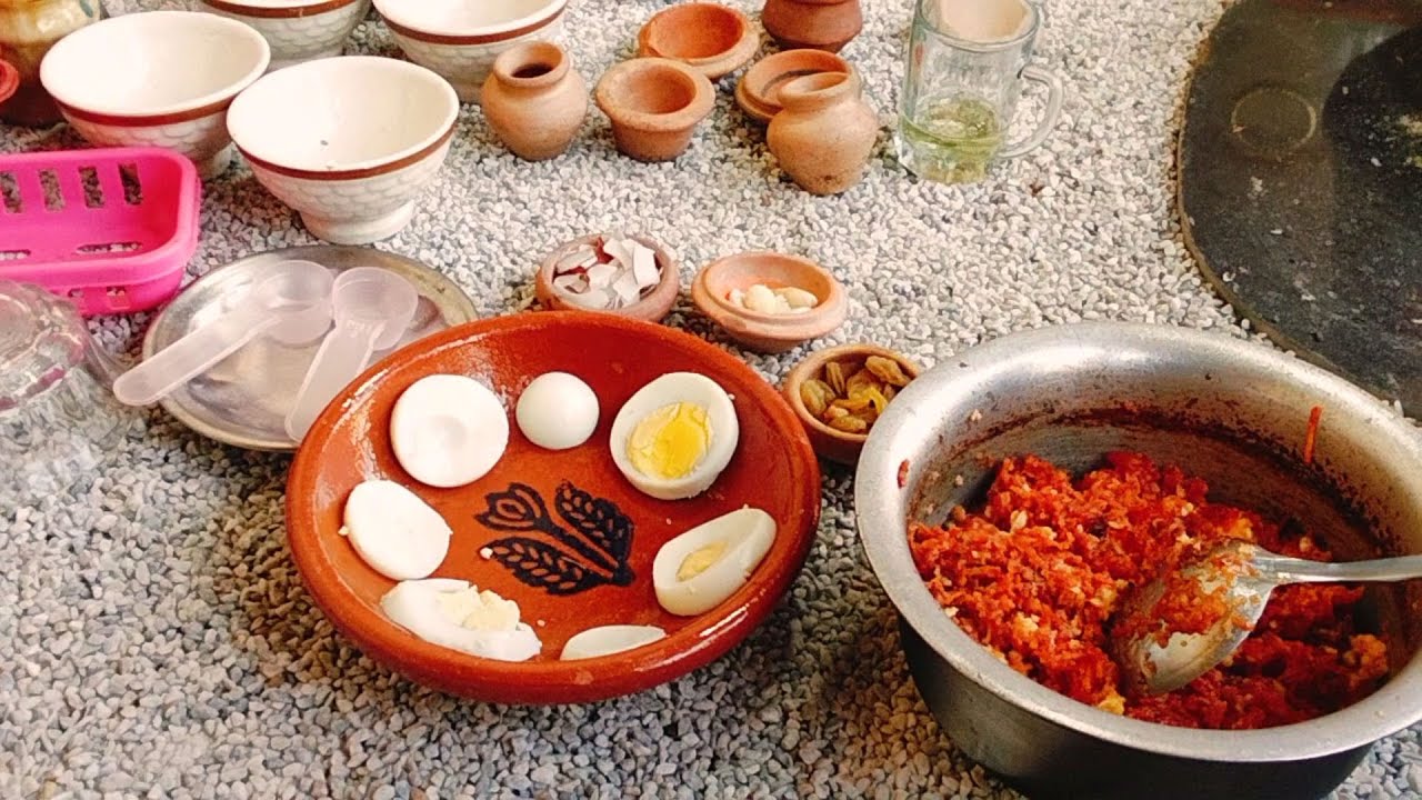 Miniature Gajar ka Halwa | Winter Special Sweet from Clay Kitchen | Mini Gajar Halwa on Mitti Stove.
