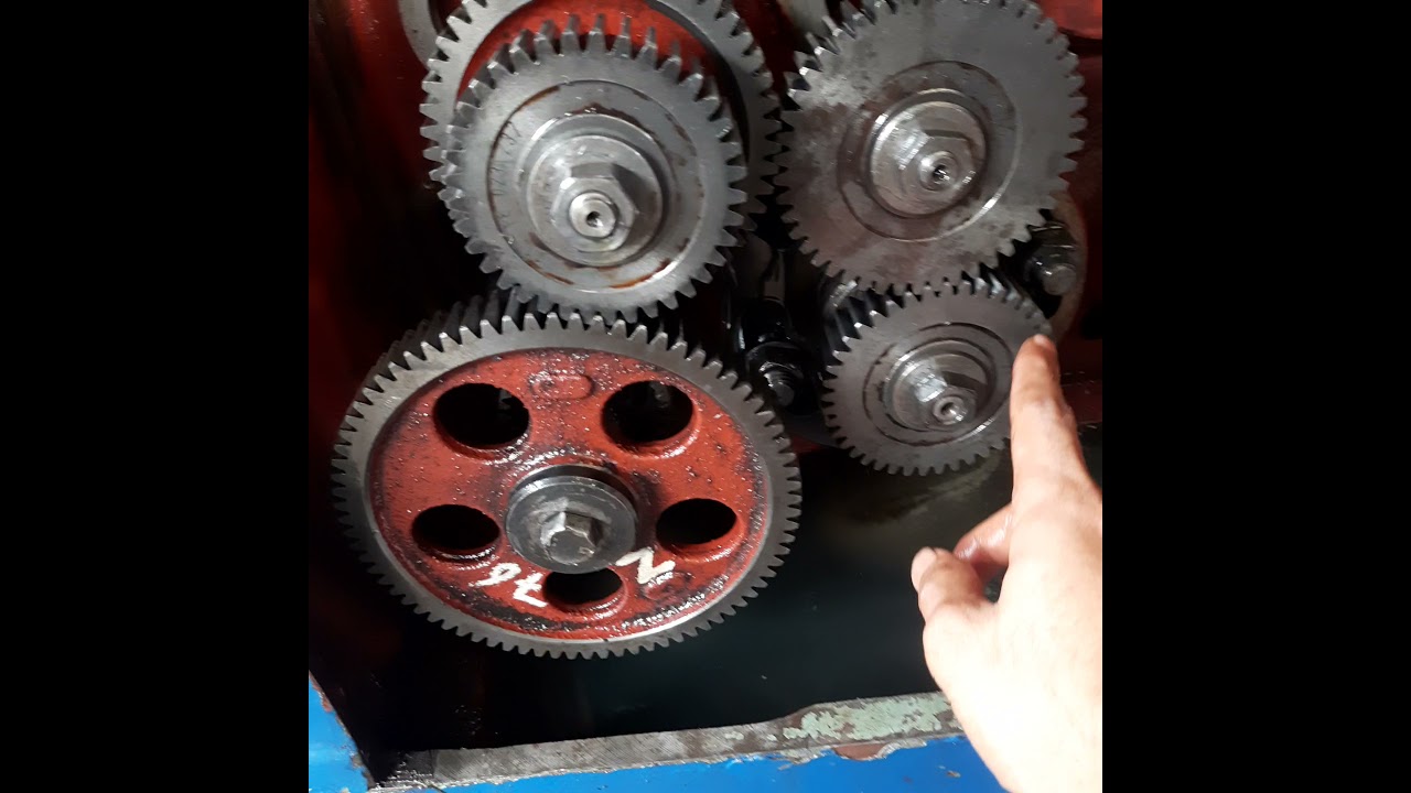 GEAR HOBBING MACHINE
