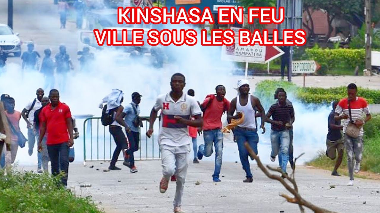 🚨 PANIQUE À KINSHASA : Des tirs éclatent entre la police et la population, ville en feu ! 😱🔥