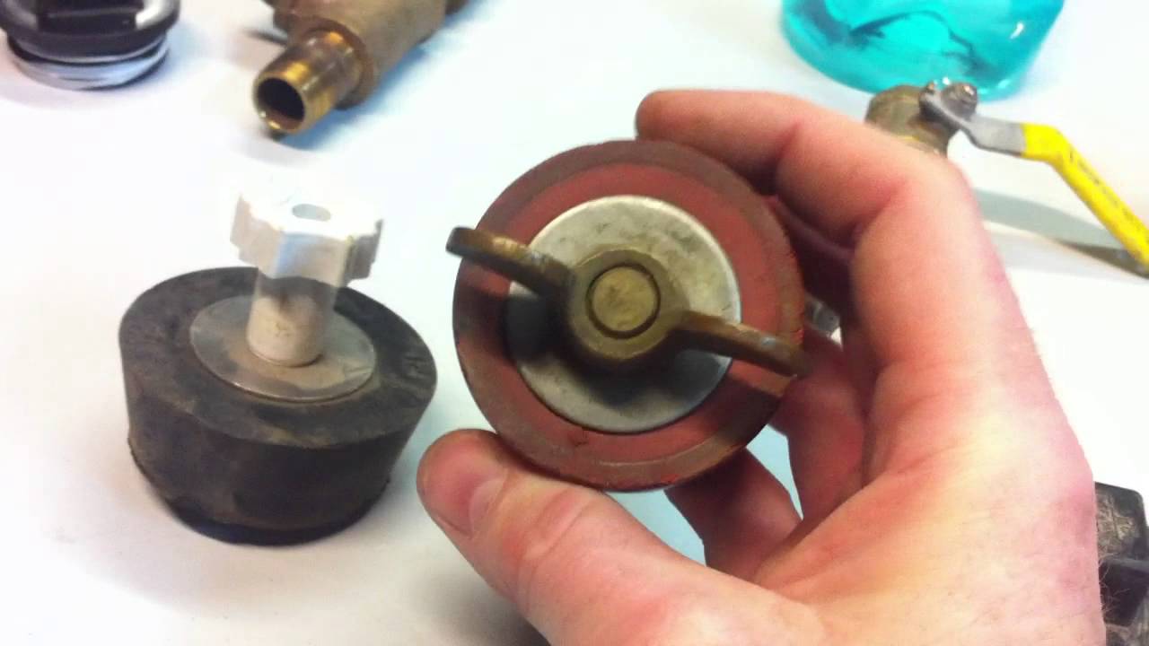 How To Pressure Test A Swimming Pool - Lesson 1