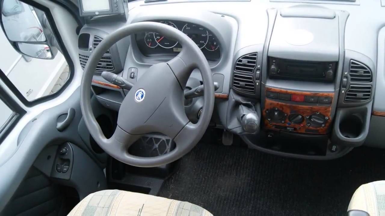 Kampeerauto te koop: DETHLEFFS T6441