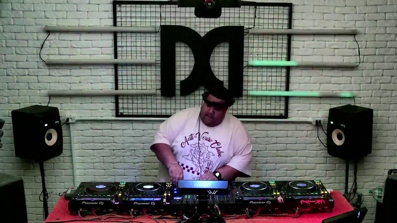 PARKLIVE | VELASQUES | FATSYNC