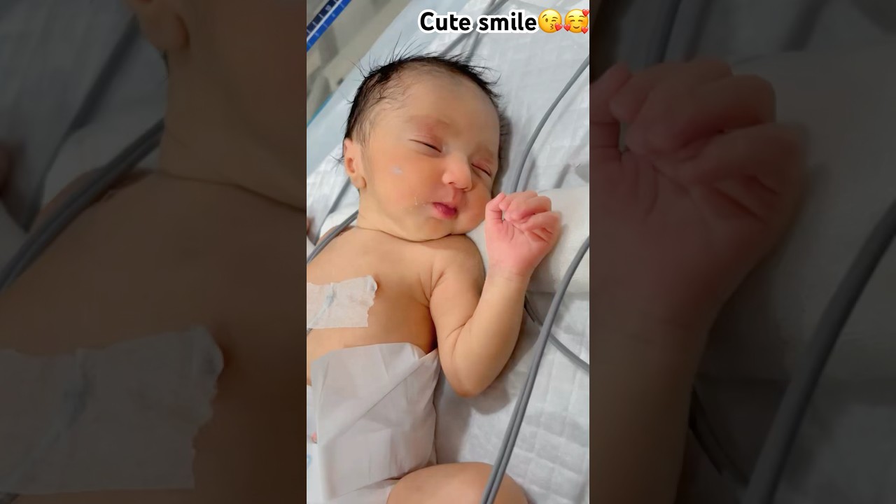 Cutieee#firstshortvideo #youtubeshorts #viralvideo #doctorwho #doctor #nicu #nicucare #nursery #cute