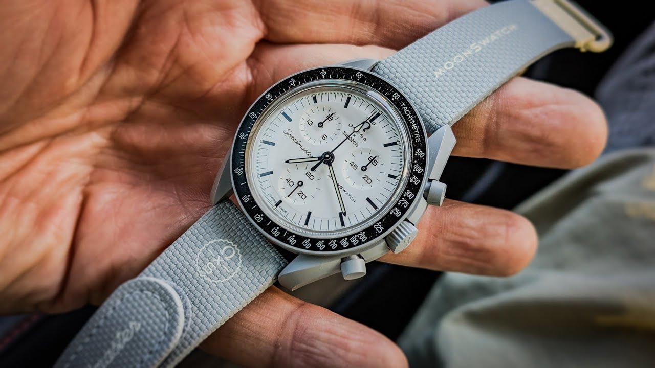 Watch U Strappin'?! Ep. 499 - Omega x Swatch MoonSwatch 1965 + factory matching rubber strap