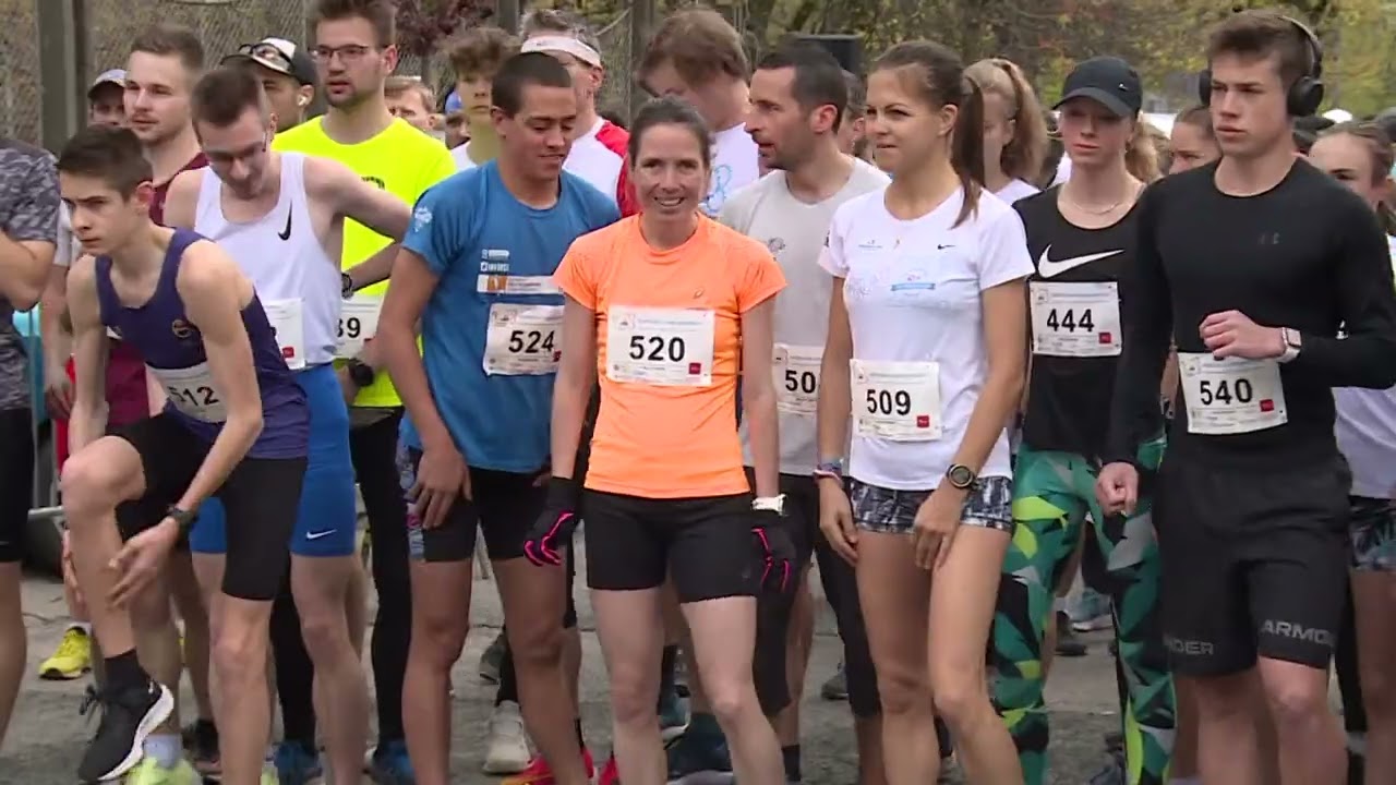 Közel 1200-an álltak rajthoz az Előzd meg a fogaskerekűt versenyen