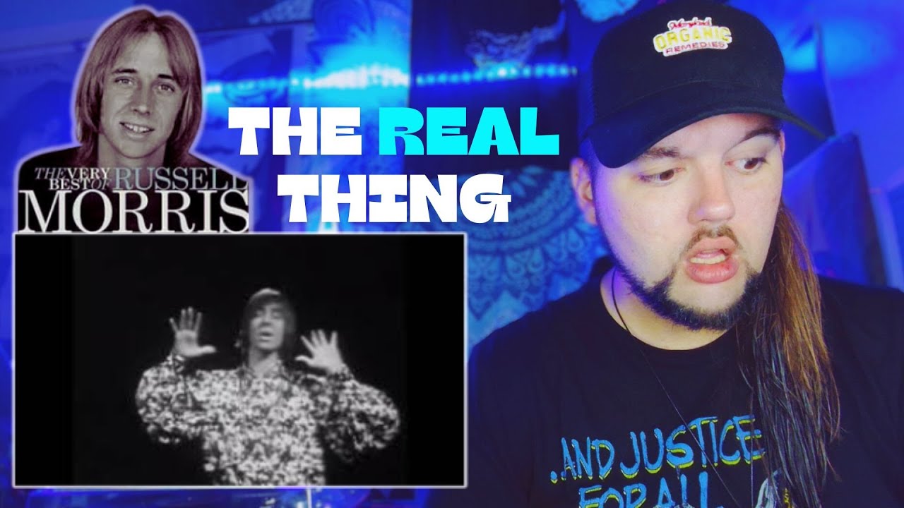 Барабанщик реагирует на песню «The Real Thing» Рассела Морриса