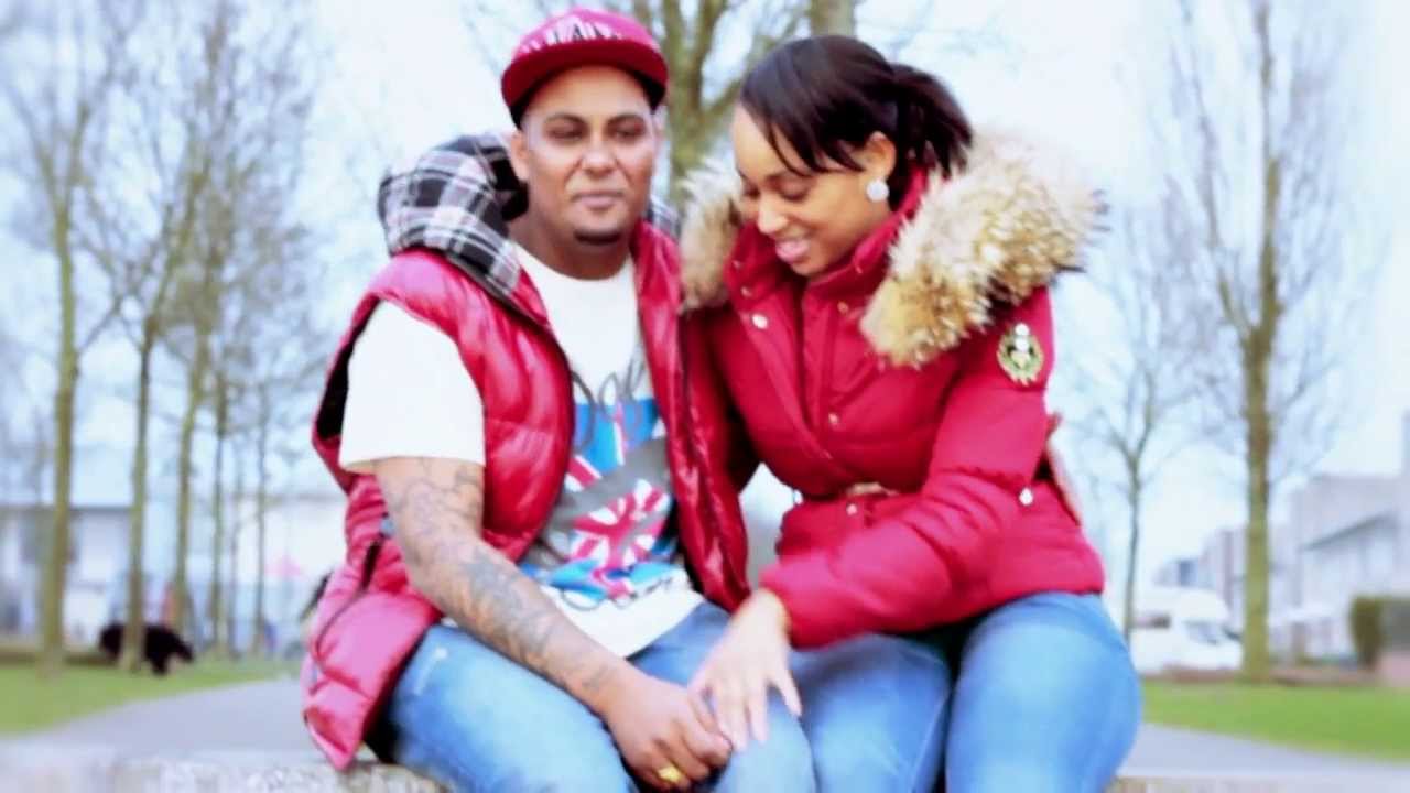 Yu switi smeri - Innocent featuring Kwasi, Wos & Rule
