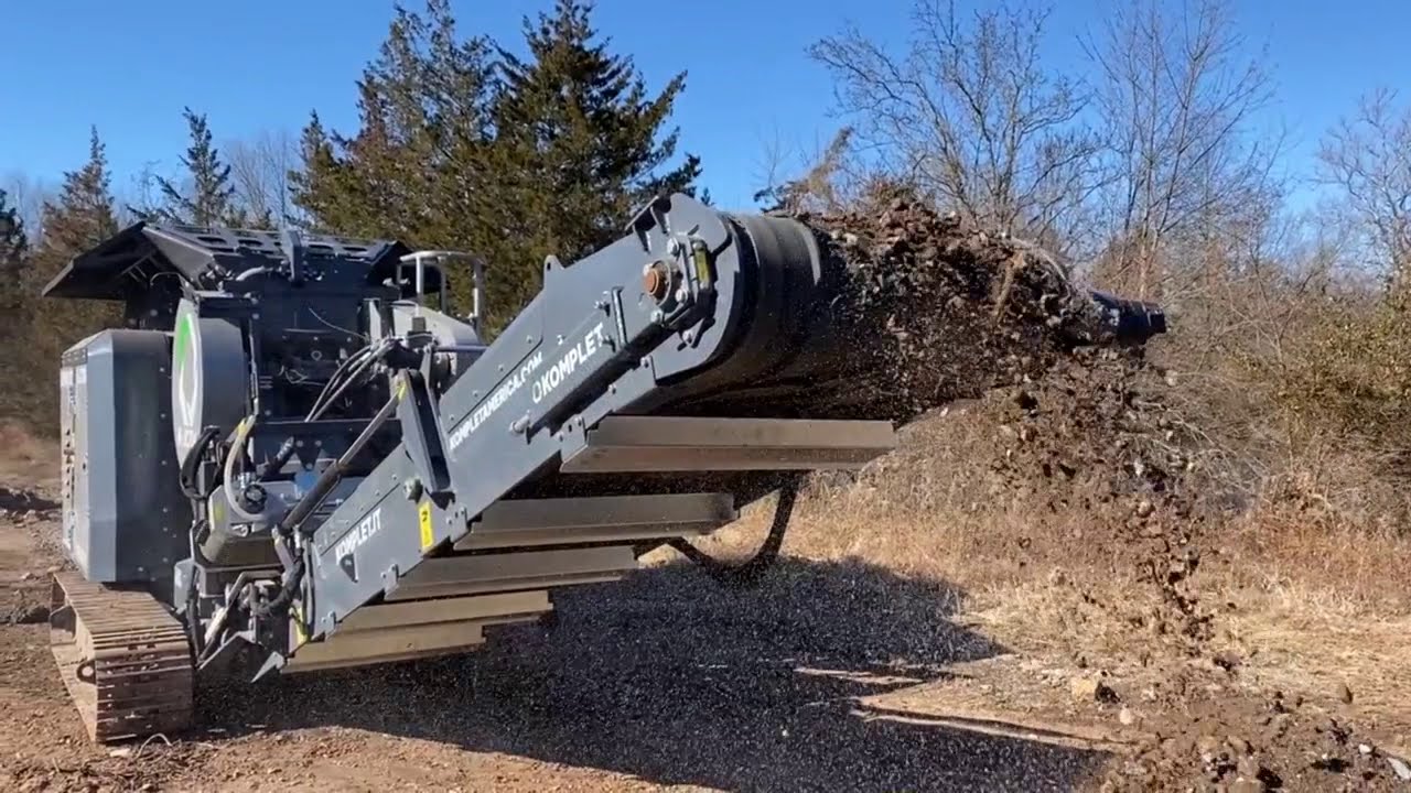 Small Jaw Crusher Processing Concrete and Asphalt Debris - Komplet America