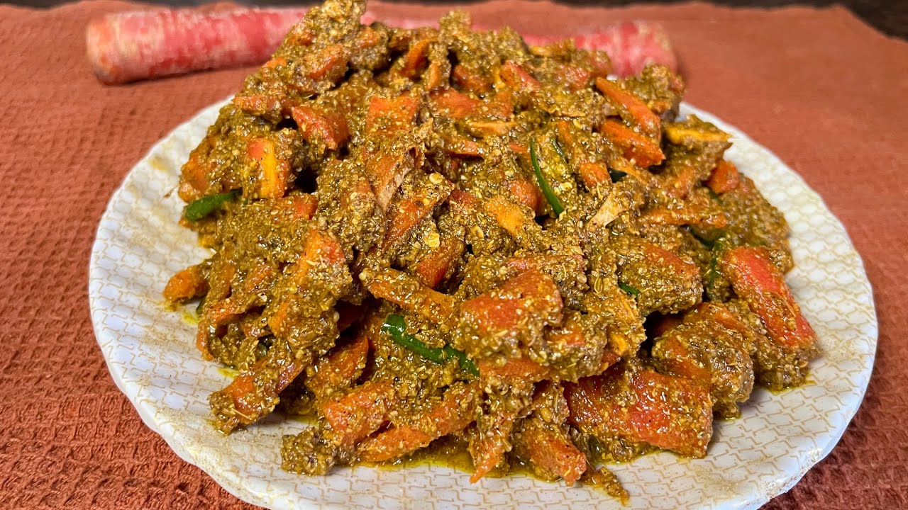 Chatpata Gajar Aur Hari Mirch Ka Achar | Easy Homemade Desi Achar Recipe #cookinghand 
