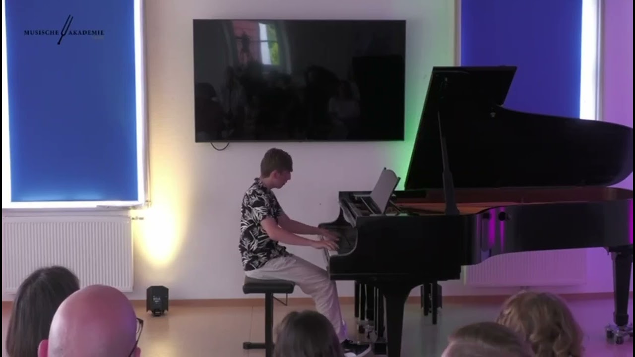 Yiruma - River flows in you [Concert at the Musical Akademy Emden] 