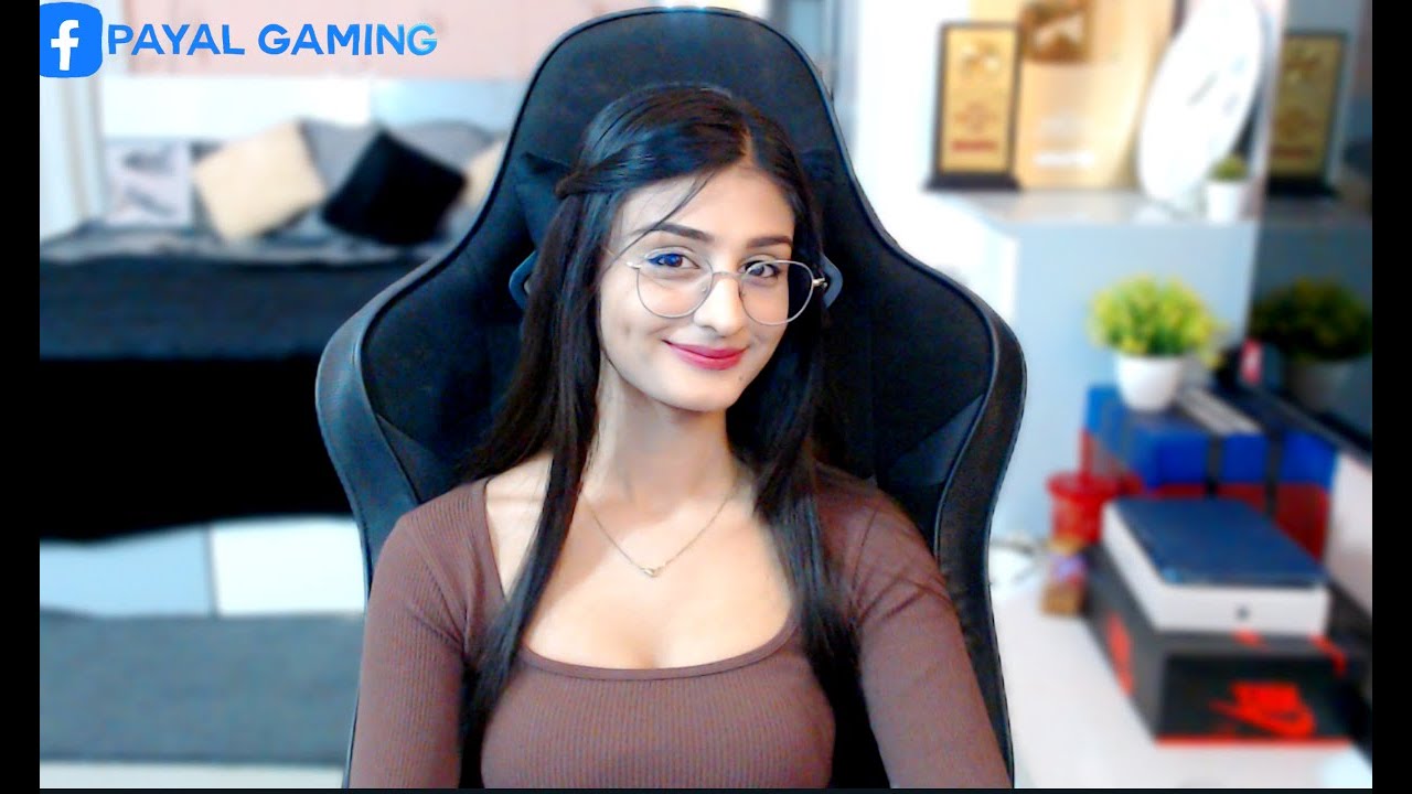 BGMI FUN  WITH FRIENDS 😘  |    PAYAL GAMING IS LIVE 😍❤💖