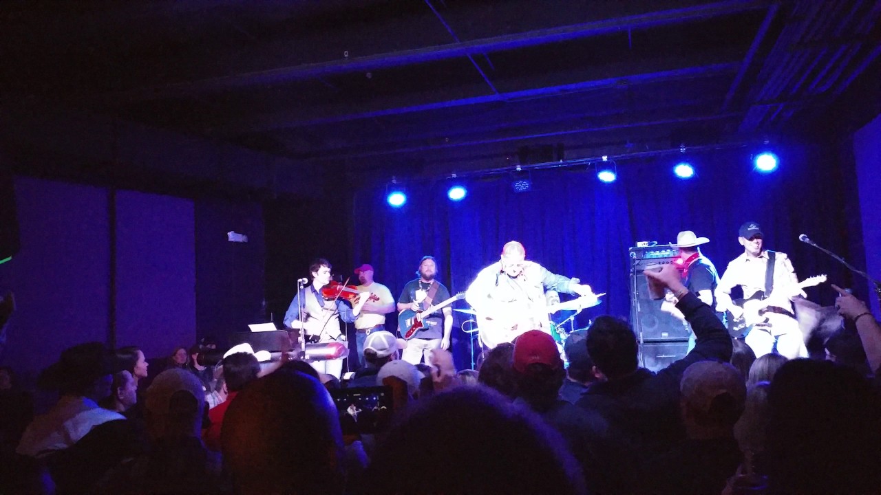 Neon Moon 90's country tribute band