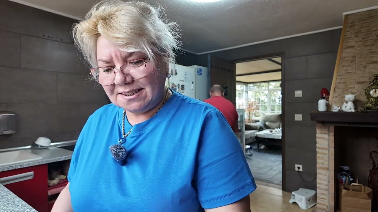 Умоляла о помощи,  сгнила все .