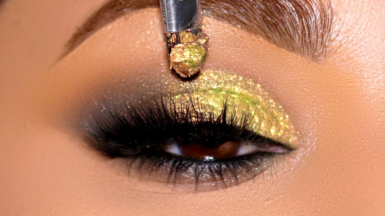 How Duochrome Shadows Will Easily Up YOUR Makeup Game!