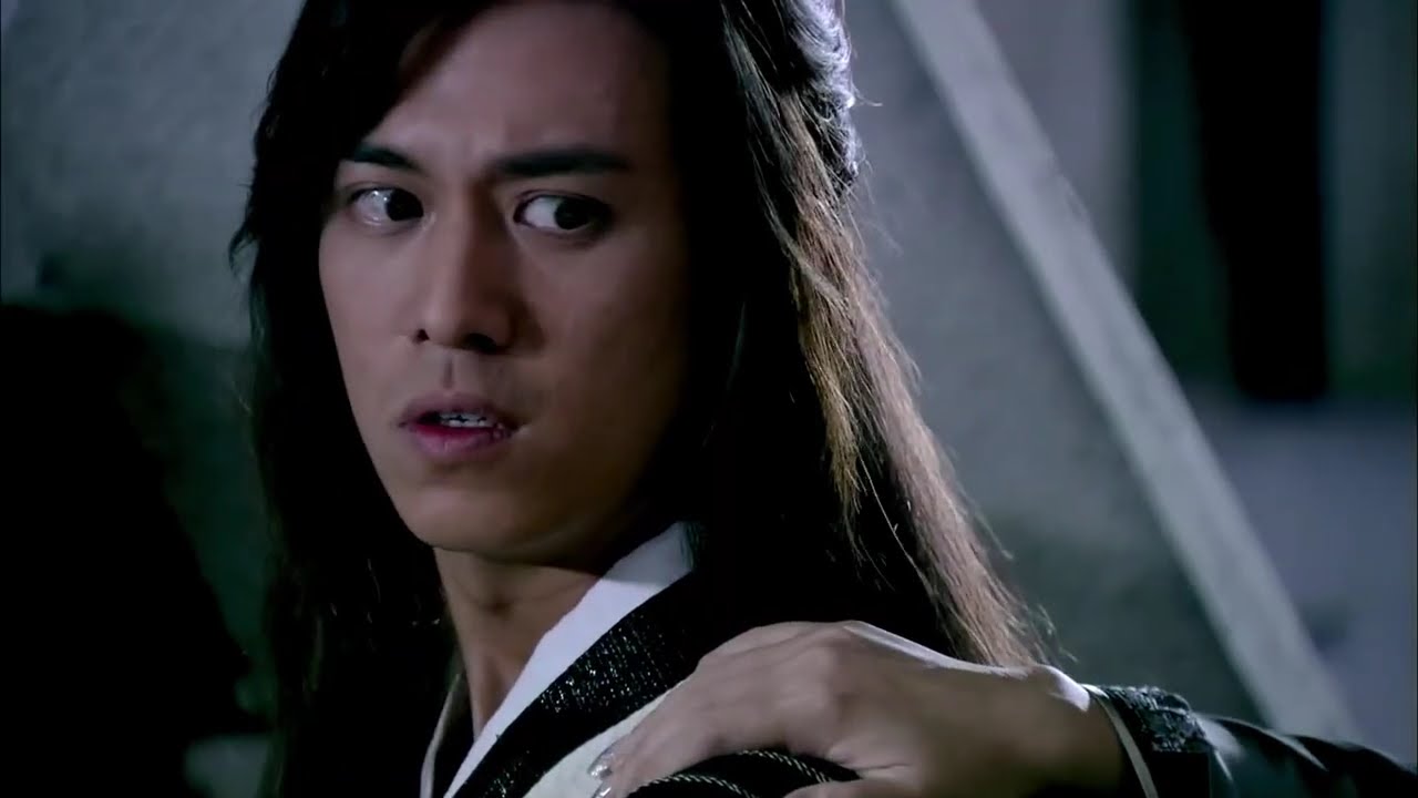 Young child challenges a kung fu master, driving the master to madness!