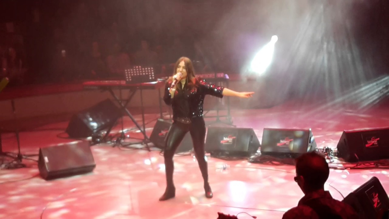 Gala Solidarité Sida 2016- Izia