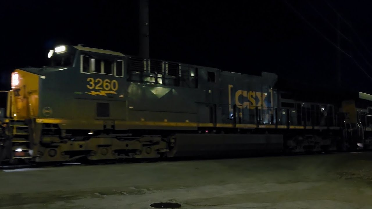 CSX I195 Intermodal Train Passing Through Augusta Ga