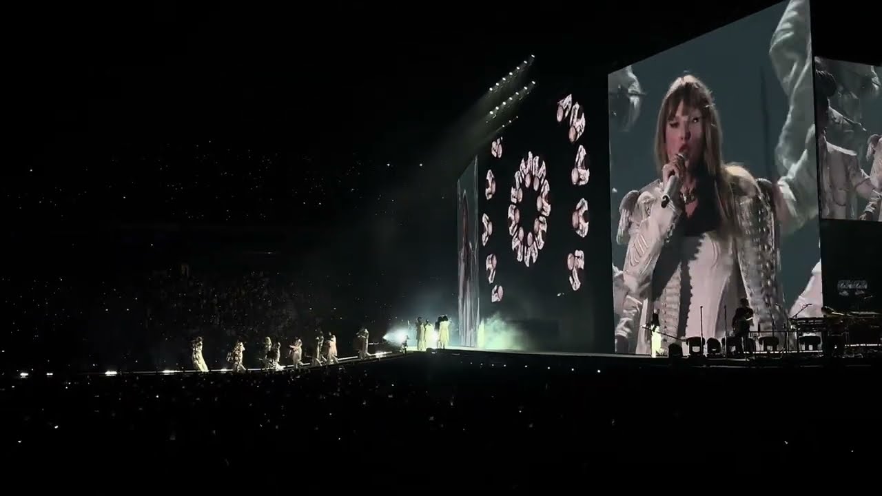 Taylor Swift - TTPD Era (Live Eras Tour Paris) (Night 1)