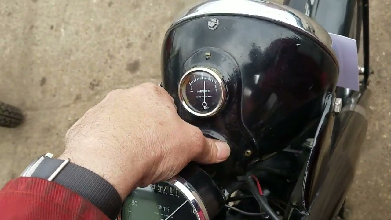 1951 BSA B31 350cc at Andy Tiernans #08151BSA