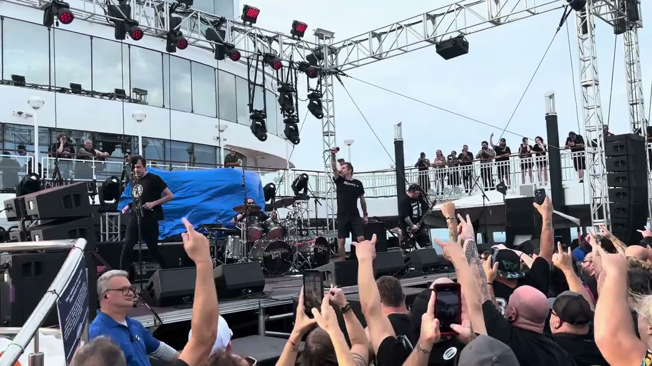 Headbangers Boat 2024  - Napalm Death - Unchallenged Hate (w/ Randy Blythe) (10/31/24)