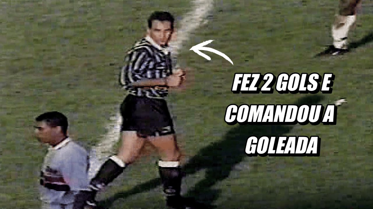 EDMUNDO jogando pelo CORINTHIANS contra o São Paulo