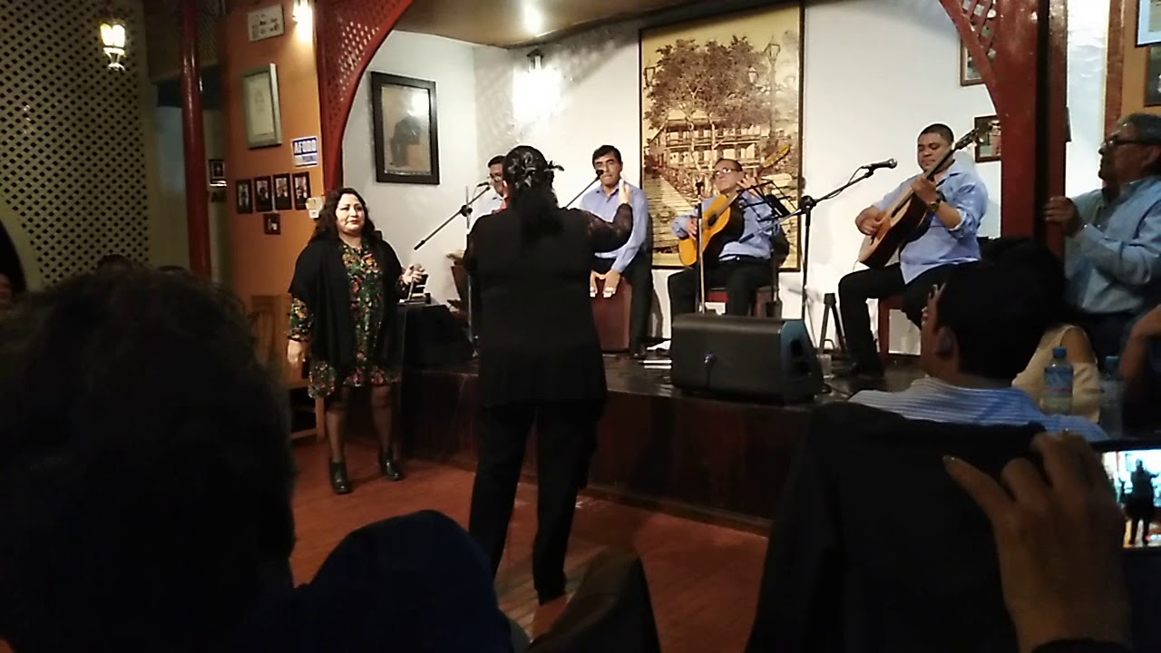 La Huanchaquera (D.R.) Edelmira del Rosario y Sonia Valderrama