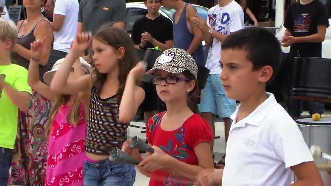 Stage de percussion 2013 : La batucada des petits