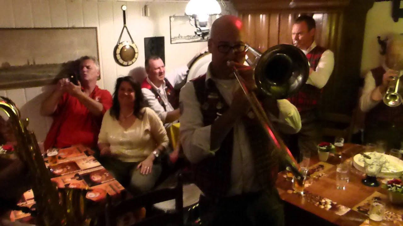 Oel' n kapel live im Leinewebermuseum Rheda, größte Bühne der Welt! Oelnkapel