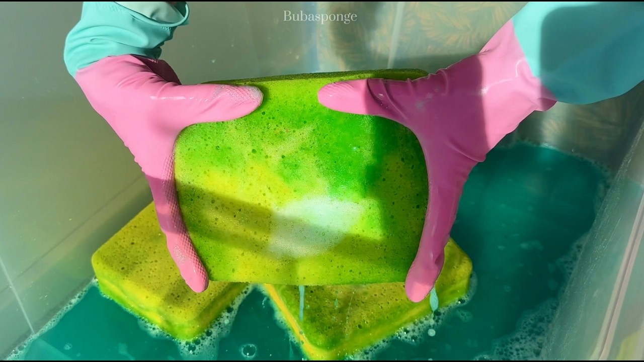 You Can’t Look Away from These Sponge Squeezes | ASMR