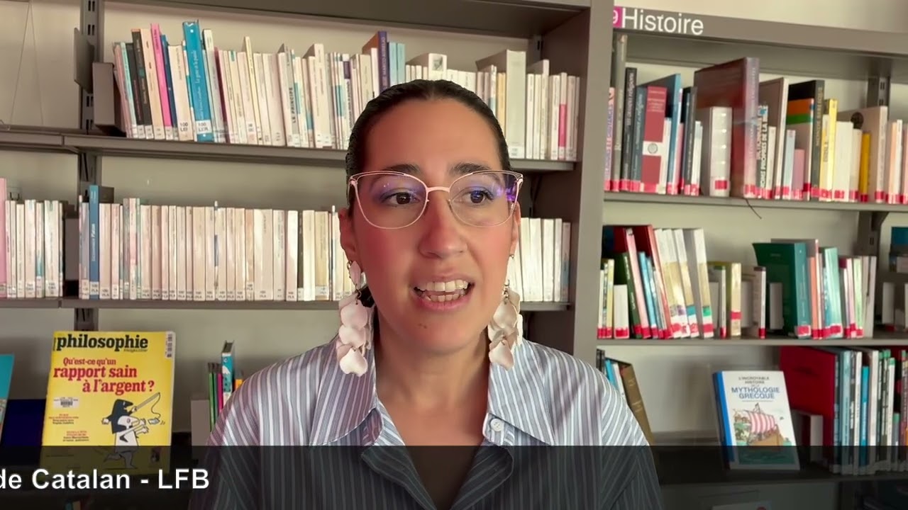 ESPAGNE - Lycée français de Barcelone - ¡ Petites portes que obren grans mons !