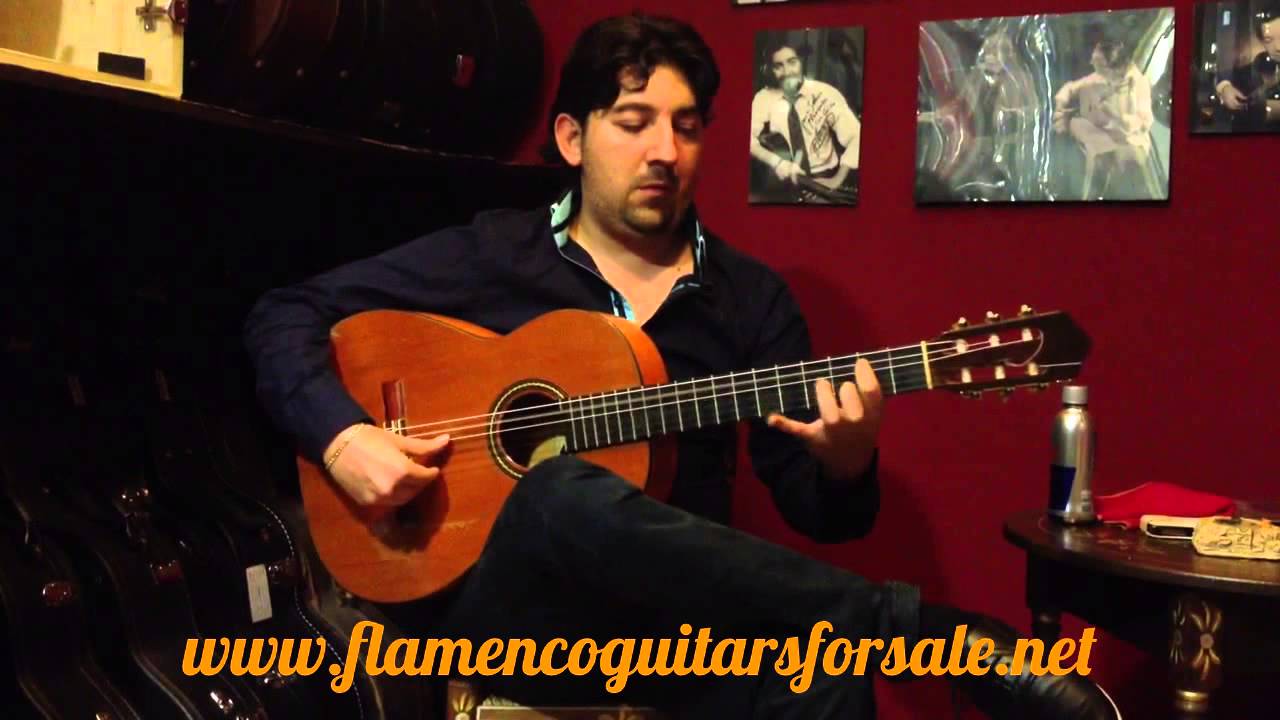 Antonio Rey plays the Conde Hermanos 1977 flamenco guitar for sale